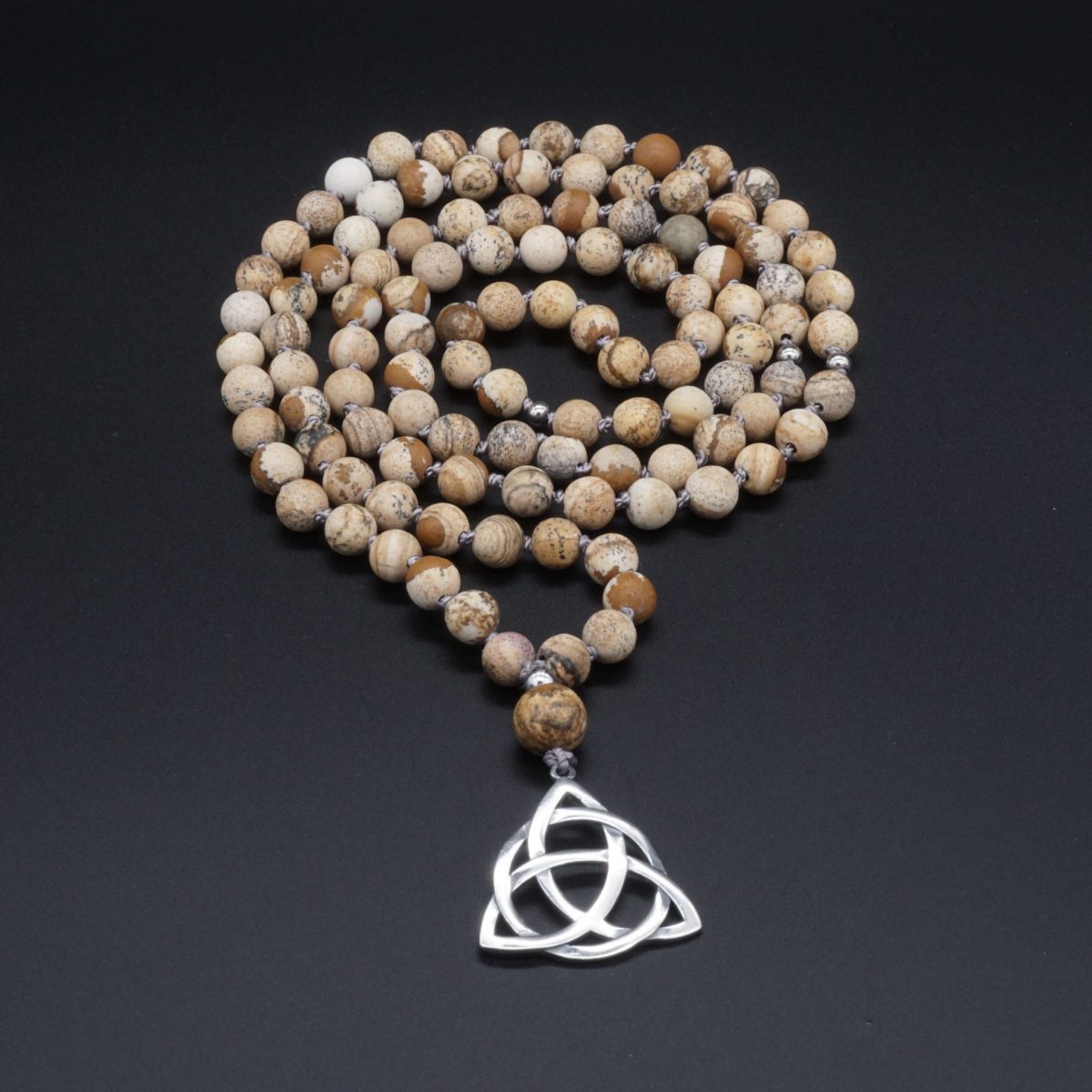 Beige Brauner Jaspis Mala Anhänger keltischer Knoten 925 Silber